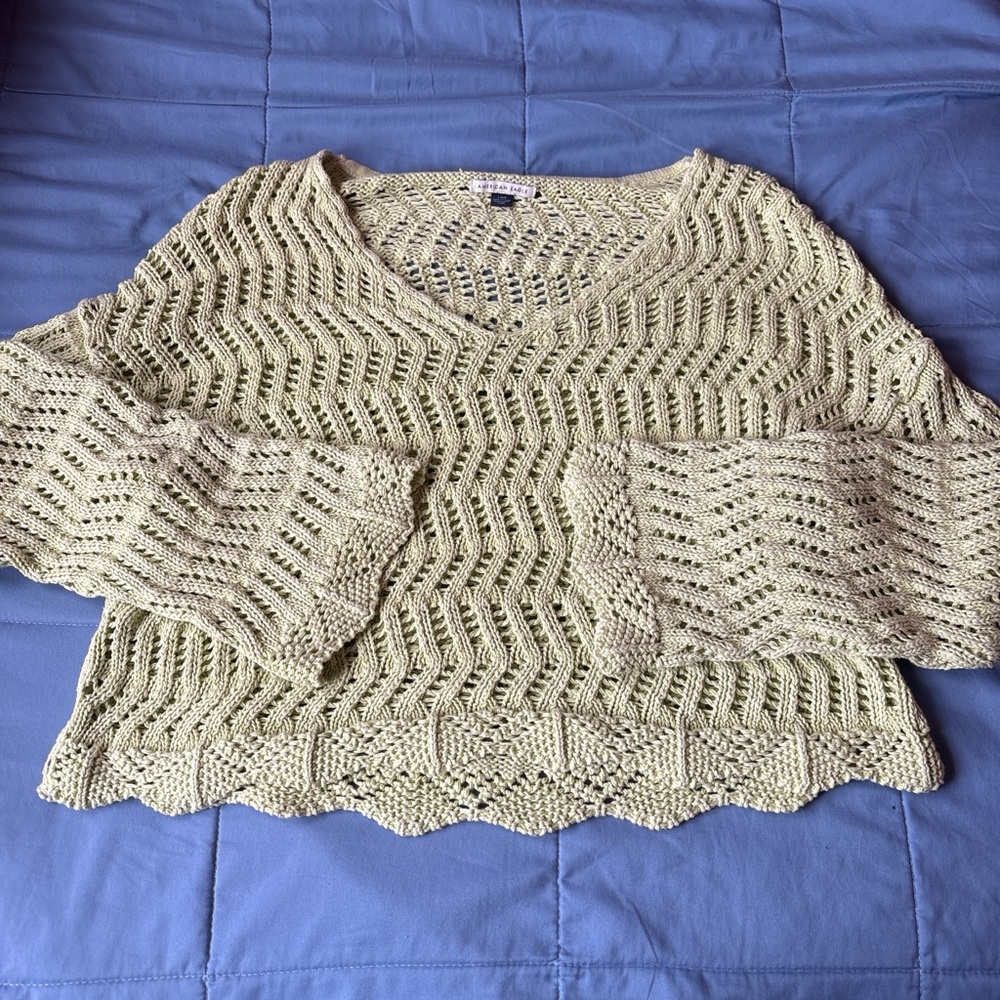 American Eagle Outfitters Green V-Neck Off The Shoulder Crochet Sweater